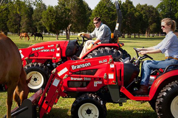CroppedImage600400-Branson-Tractors-cover.jpg